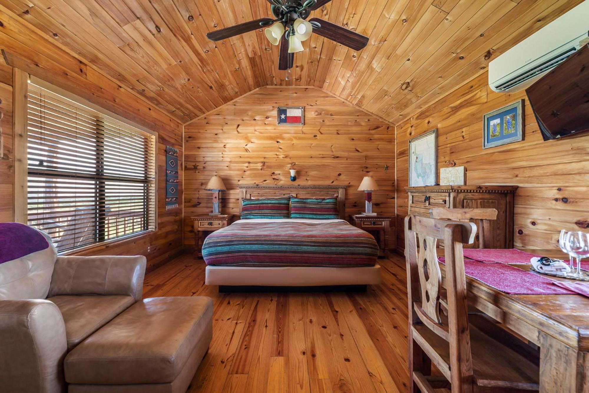 Enchanted Rockview Cabins Crabapple Ngoại thất bức ảnh