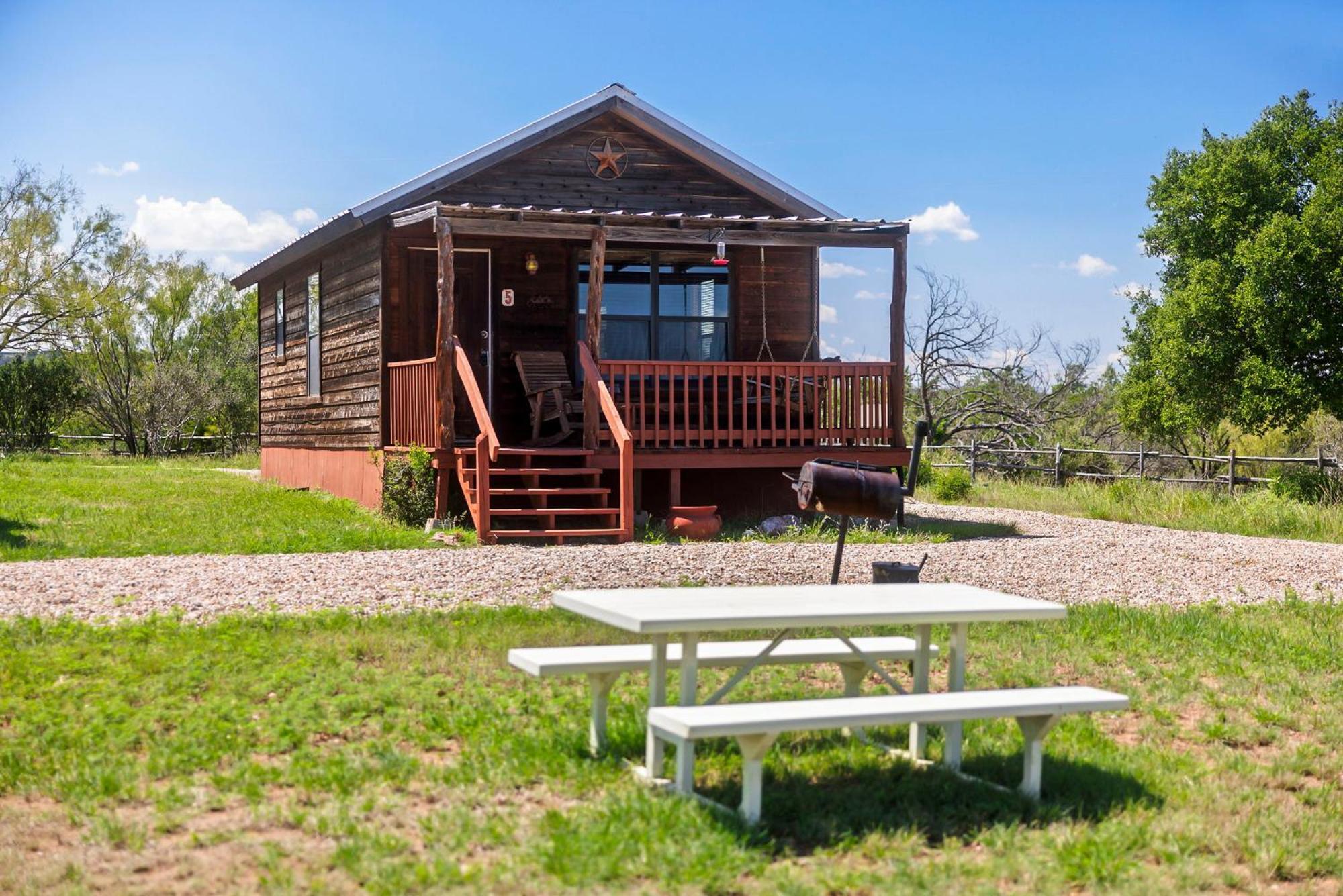 Enchanted Rockview Cabins Crabapple Ngoại thất bức ảnh