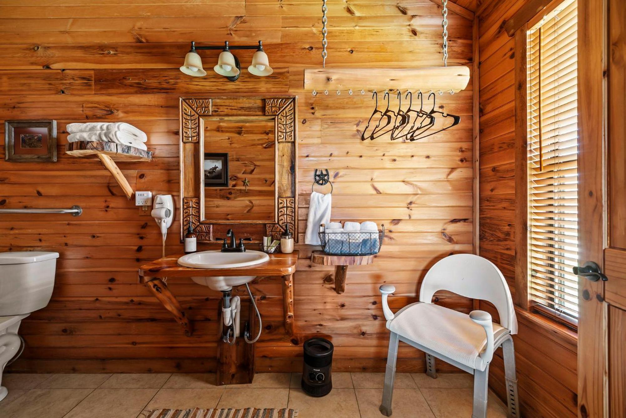 Enchanted Rockview Cabins Crabapple Phòng bức ảnh