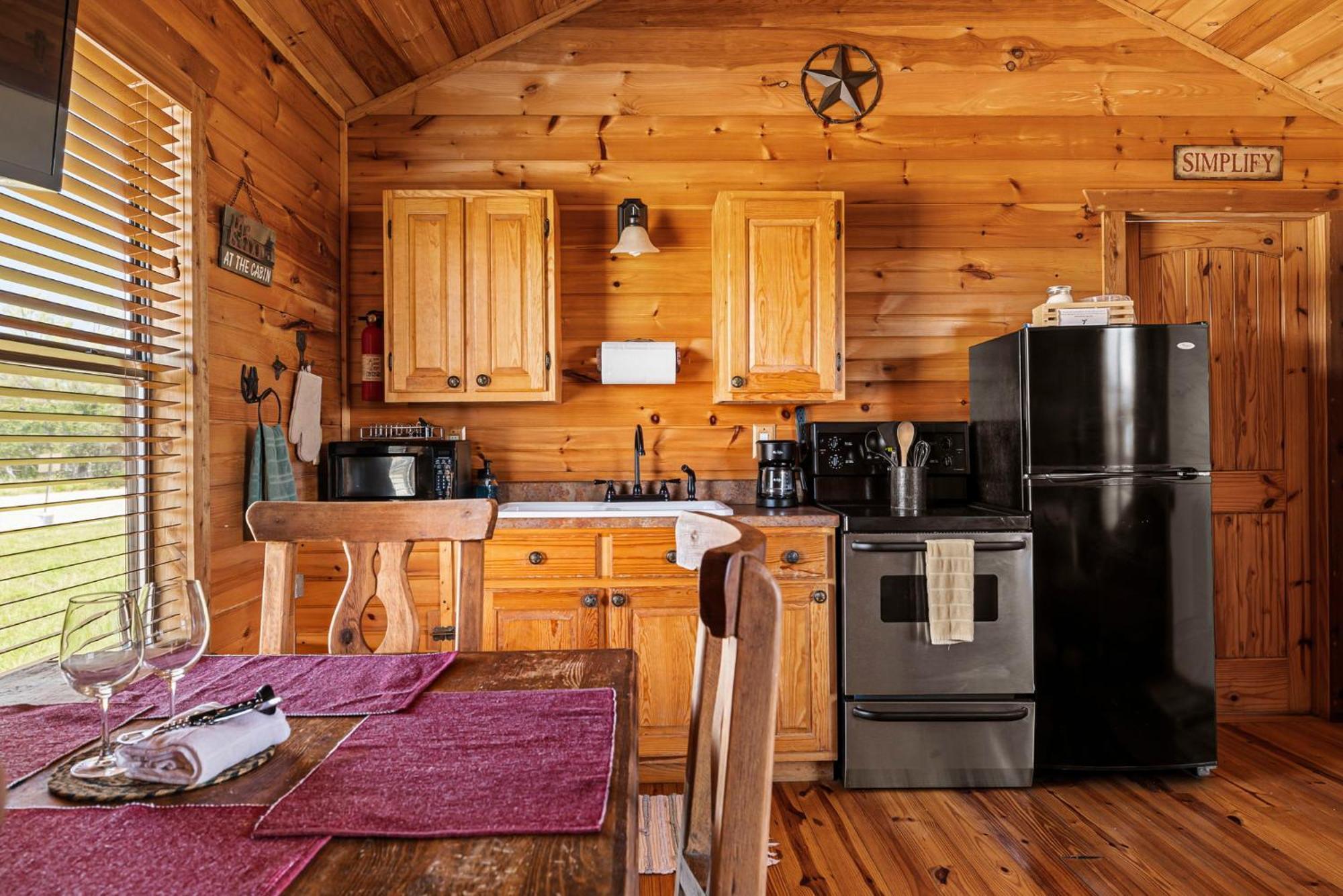 Enchanted Rockview Cabins Crabapple Phòng bức ảnh